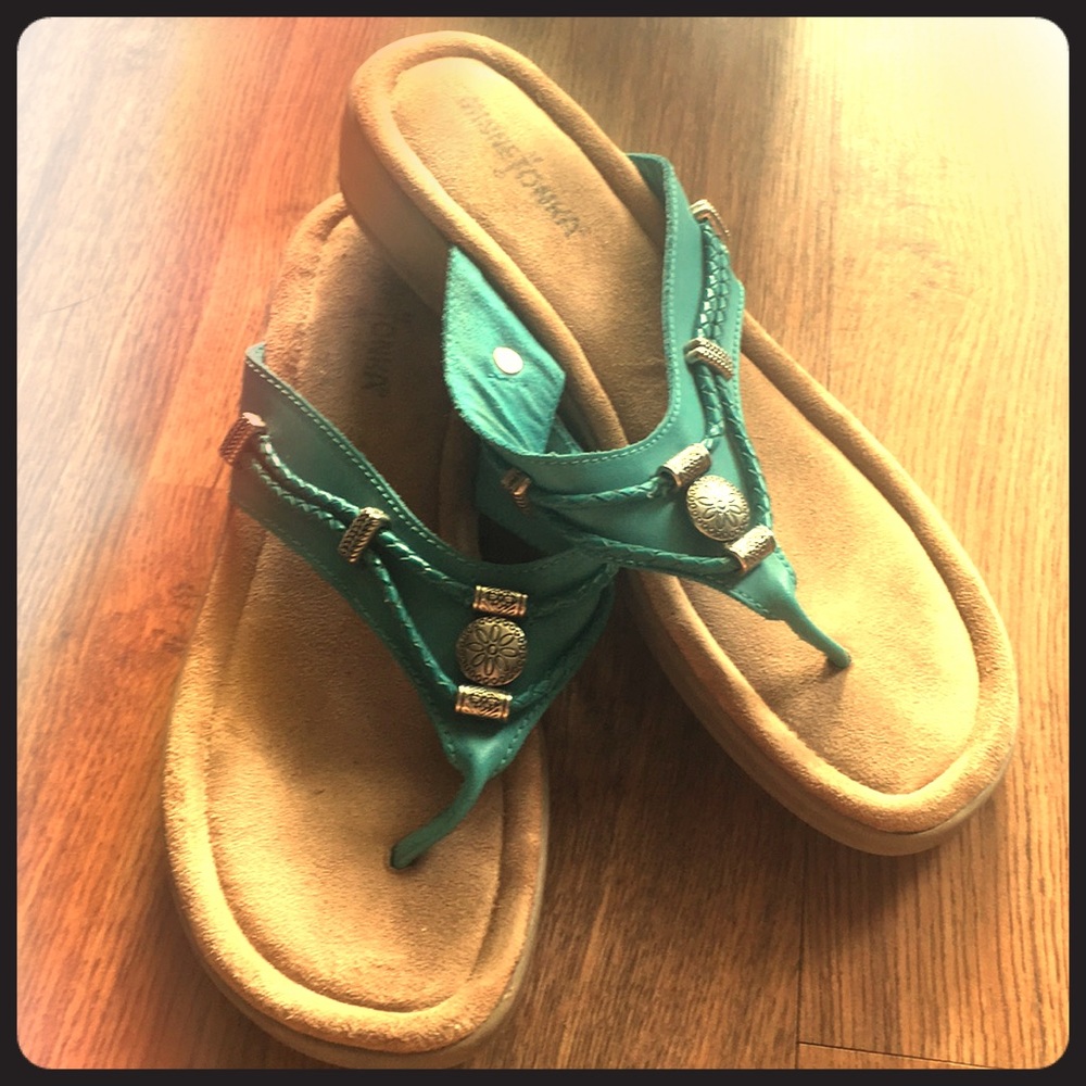 Minnetonka sandal